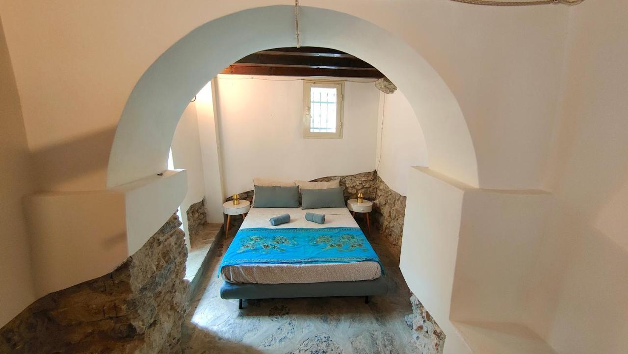 La Casa Delle Pietre Parlanti - Casa In Pietra Ai Piedi Del Parco Delle 5 Terre Bed and Breakfast Biassa Exteriör bild